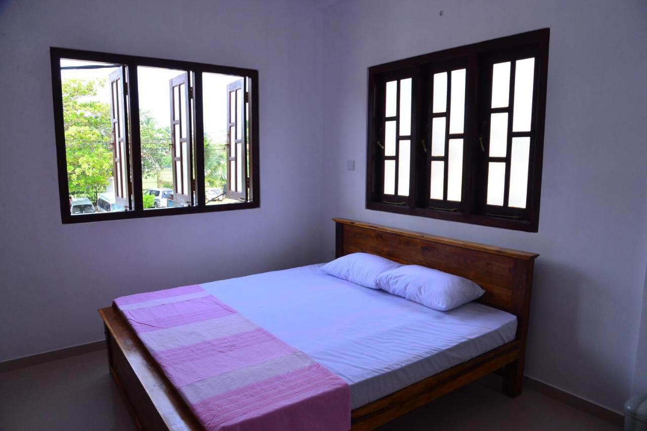 Roshan'S Guest House Hikkaduwa Dış mekan fotoğraf